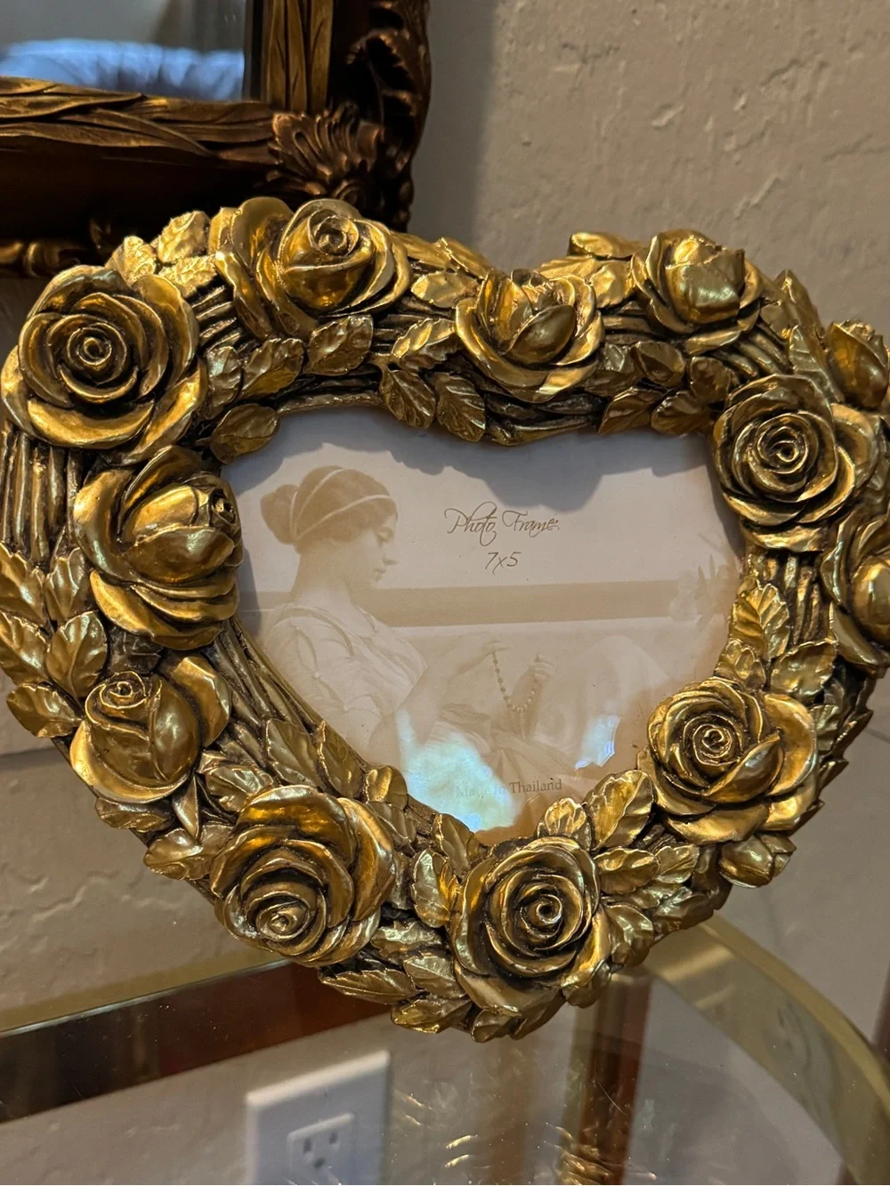 Vintage Gold Heart Frame